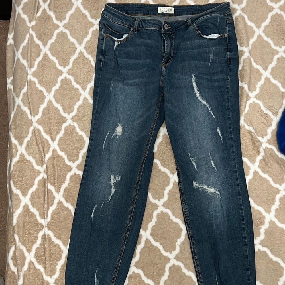 ELOQUII distressed skinny jeans